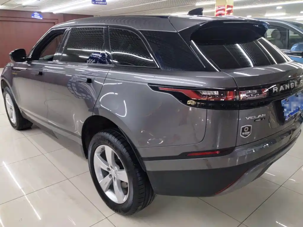 Land Rover Velar 2018 — фото 23