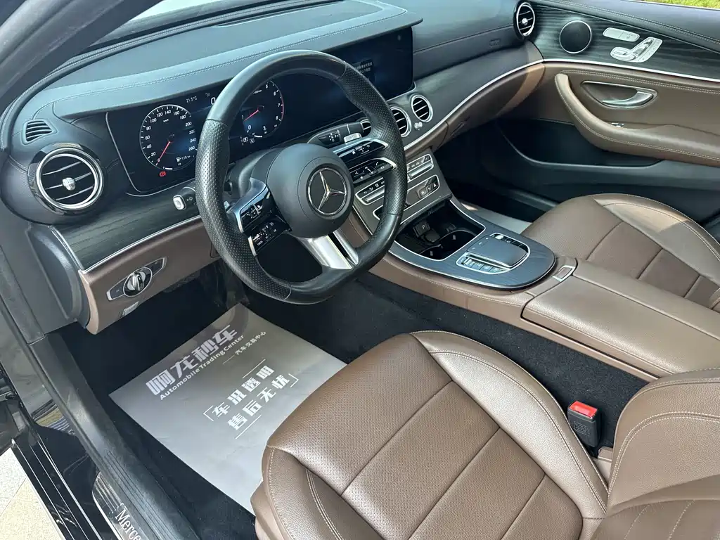 Mercedes-Benz E-Class 2023 — фото 21