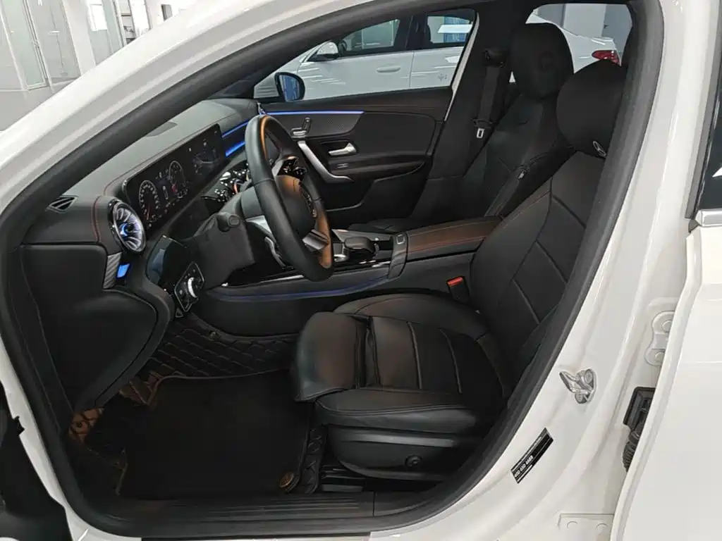 Mercedes-Benz A-Class 2023 — фото 22
