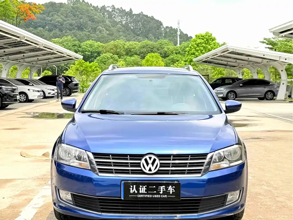 Volkswagen Gran Lavida 2015