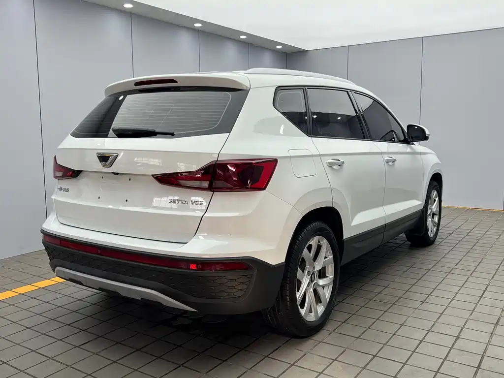 Jetta VS5 2022