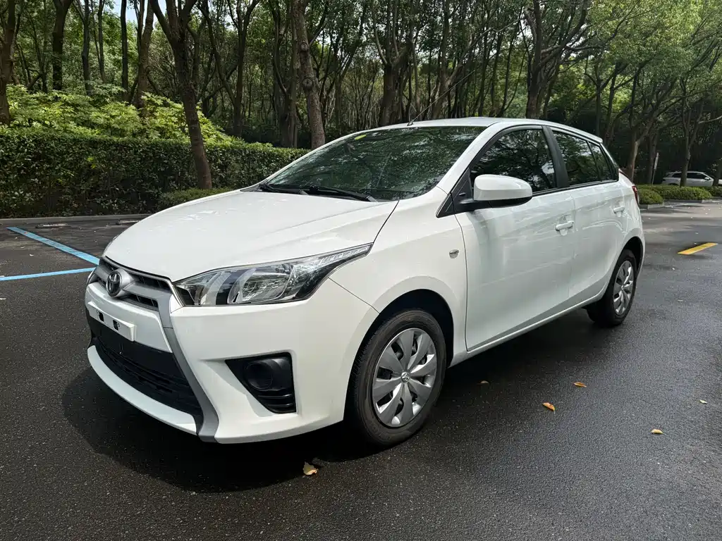 Toyota Yaris L 2016