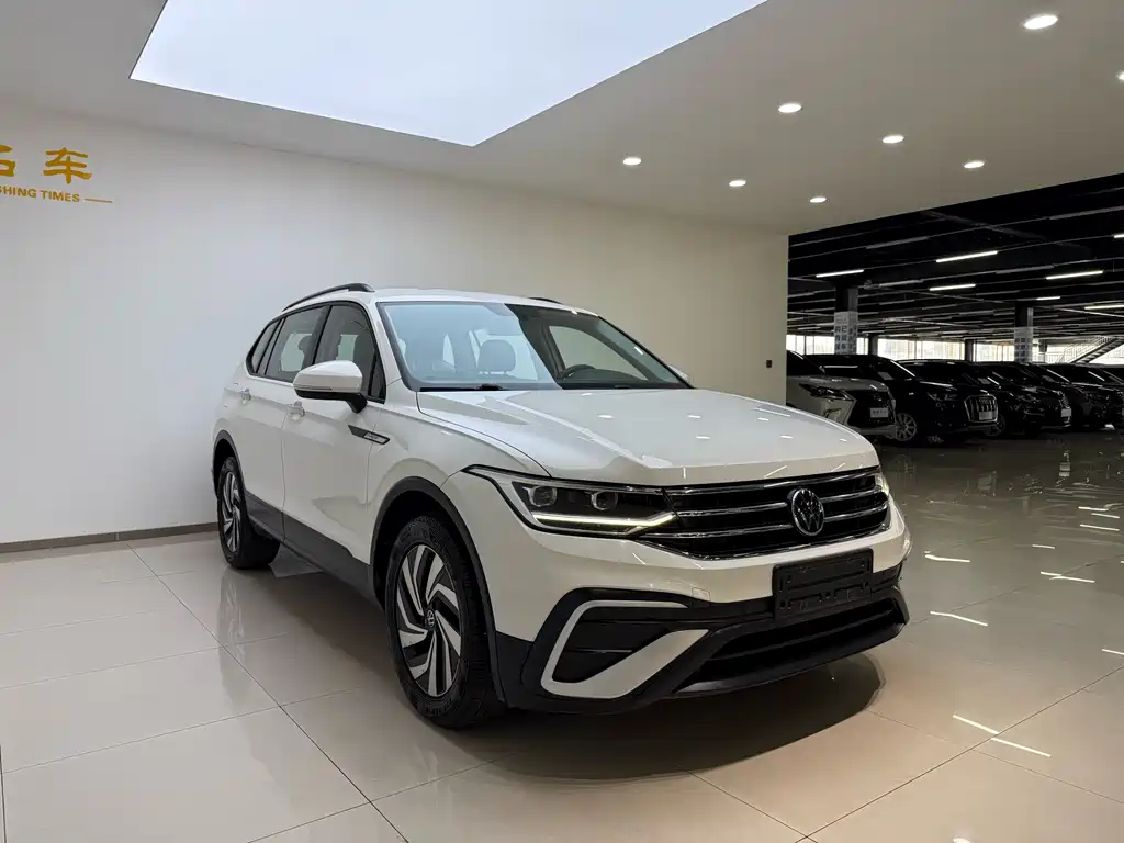 Volkswagen Tiguan L 2022 — фото 3