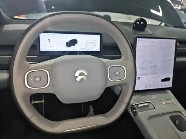 NIO ES8 2023