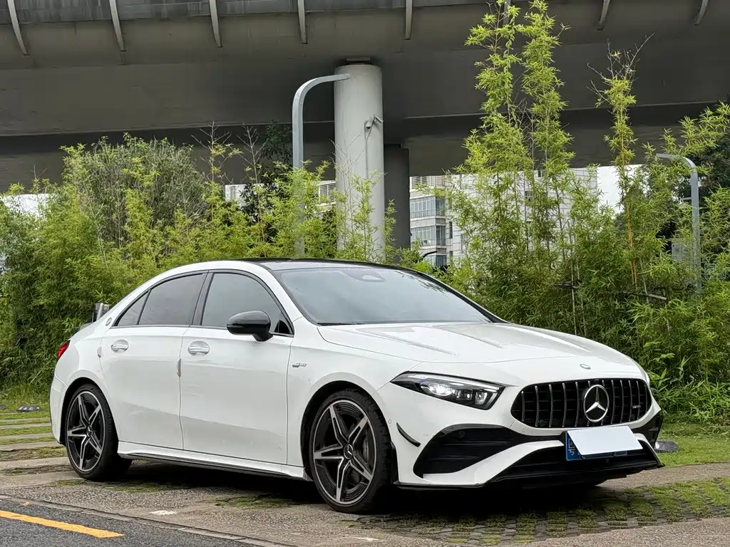 Mercedes-Benz A-Class AMG 2024 — фото 5