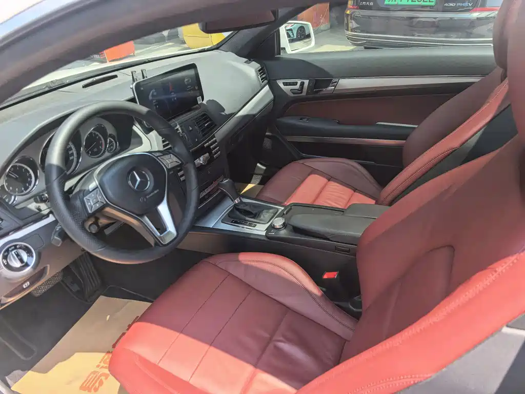 Mercedes-Benz E-Class 2013 — фото 14