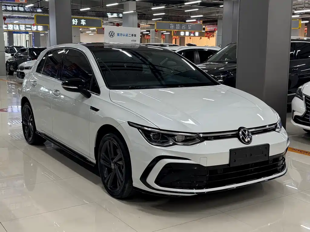 Volkswagen Golf 2022