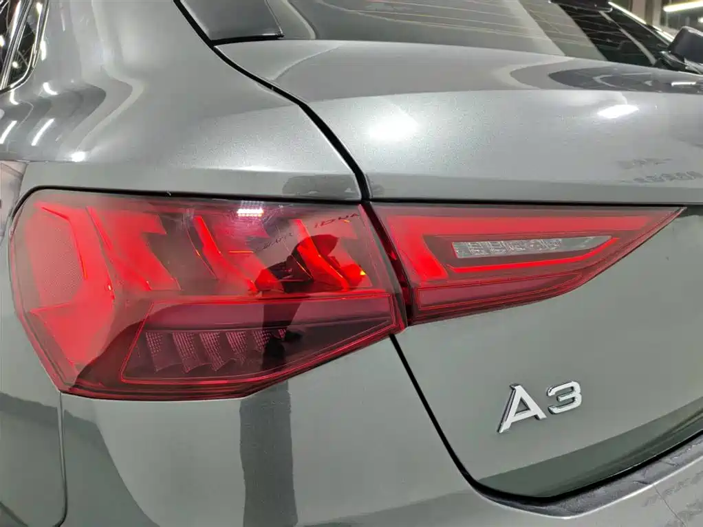 Audi A3 2022 — фото 14