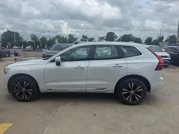 Volvo XC60 2024