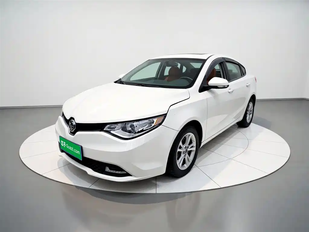 MG GT 2018