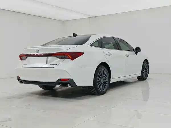 Toyota Avalon 2023