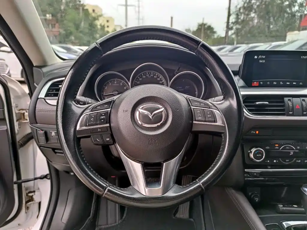 Mazda Atenza 2017 — фото 12