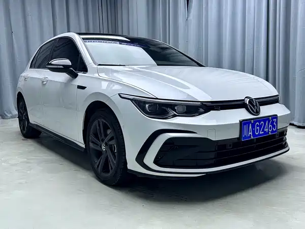 Volkswagen Golf 2023