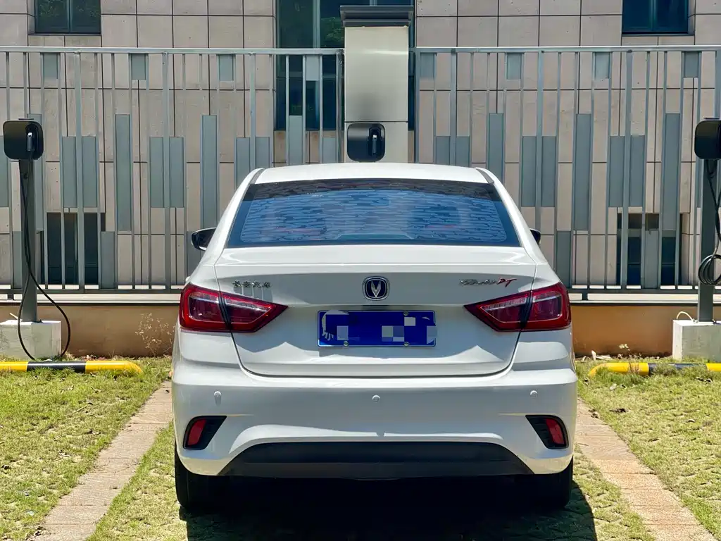 Changan Eado DT 2019 — фото 8