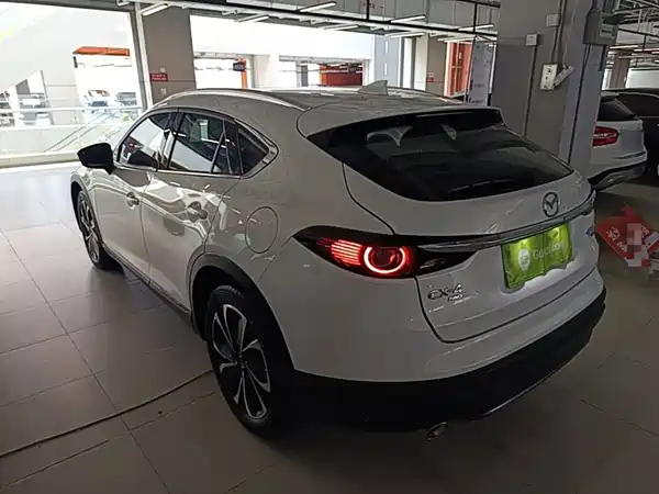 Mazda CX-4 2020