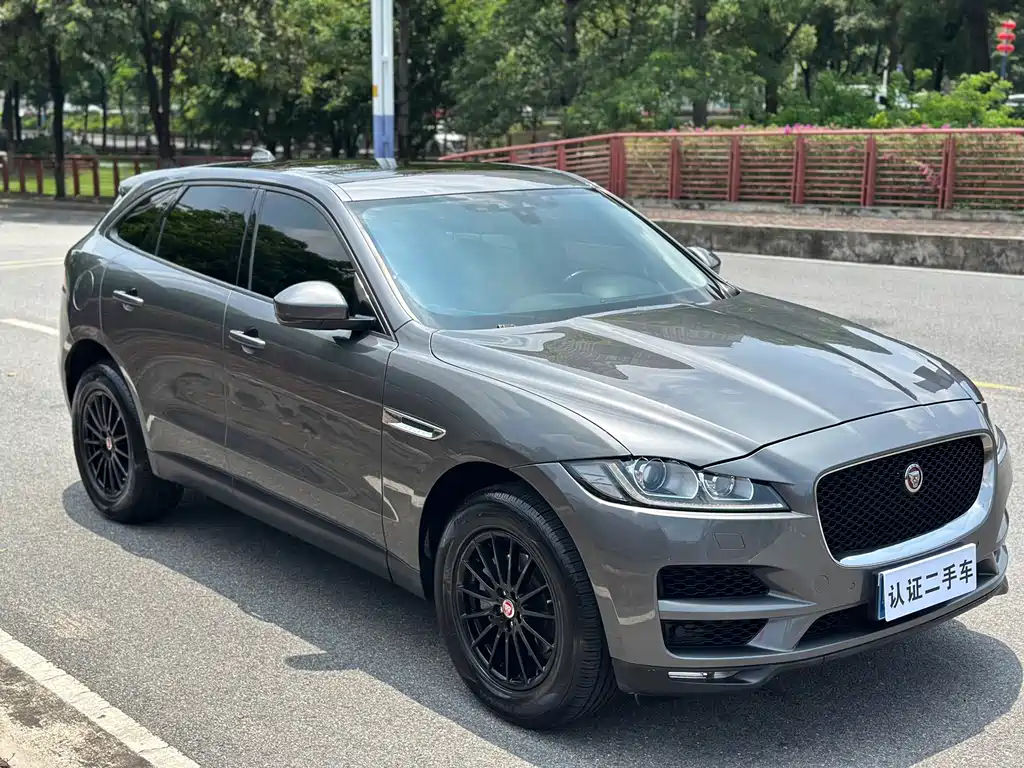 Jaguar F-PACE 2017 — фото 3