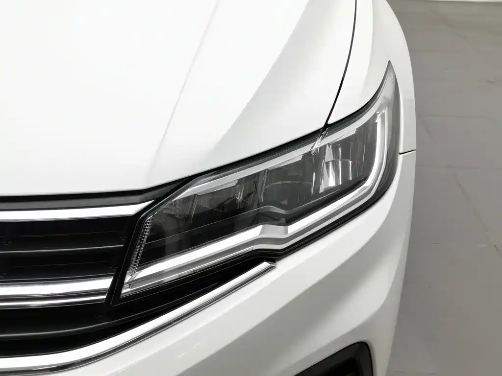 Volkswagen Bora 2023