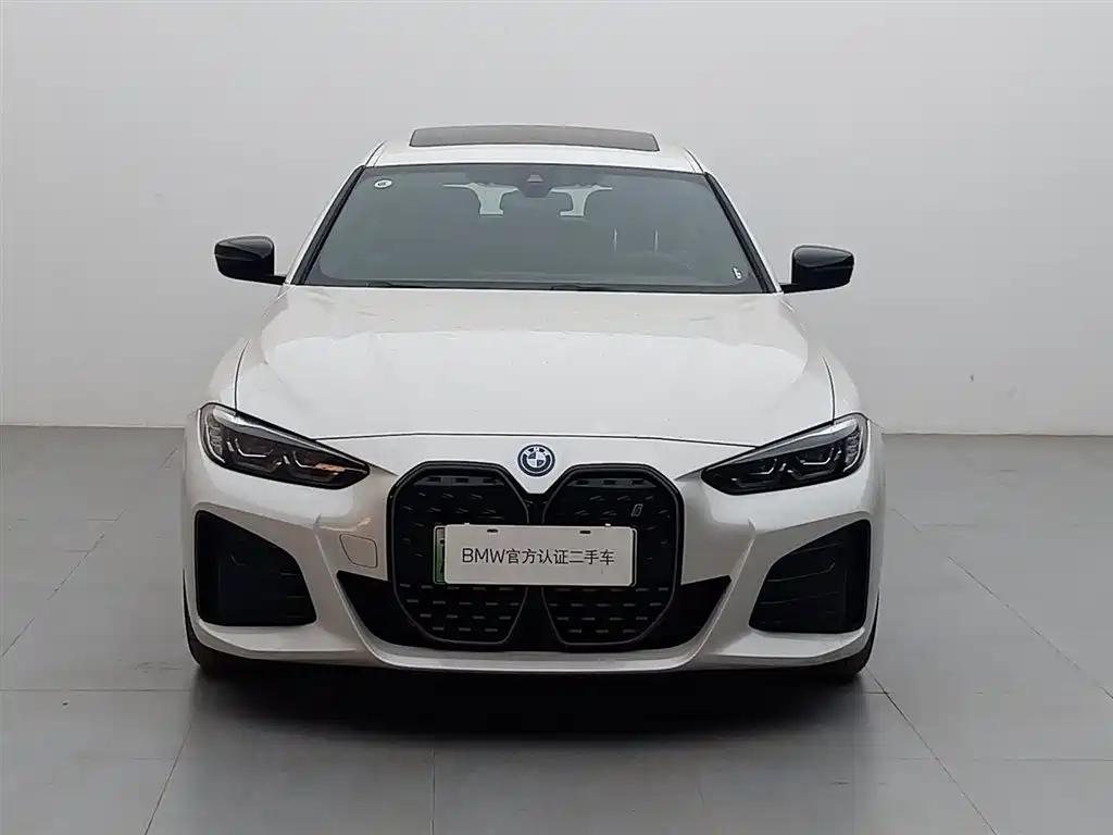 BMW i4 2025 — фото 2