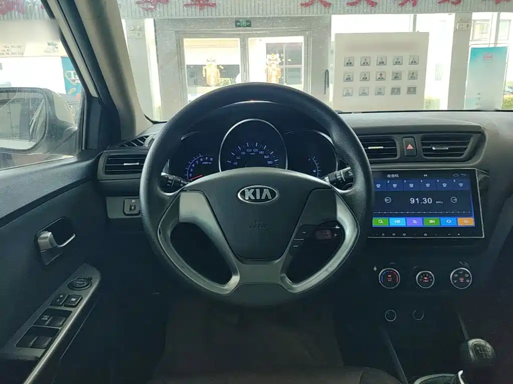 Kia K2 2016 — фото 11