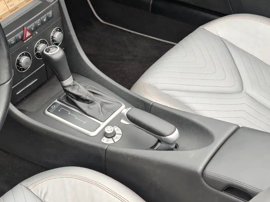 Mercedes-Benz SLK-Class 2010 — фото 15