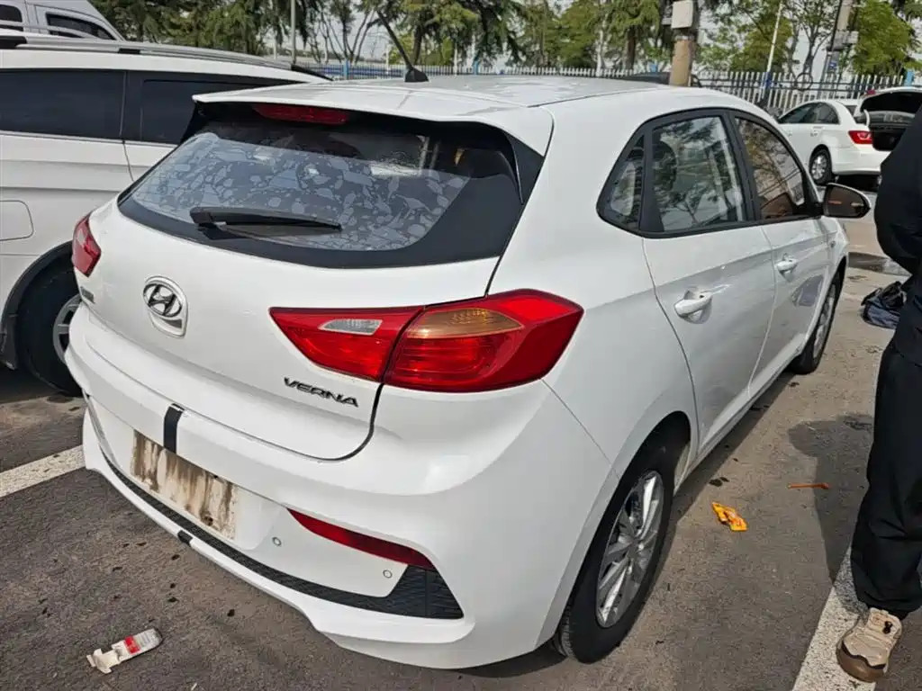 Hyundai Verna RV 2018 — фото 5