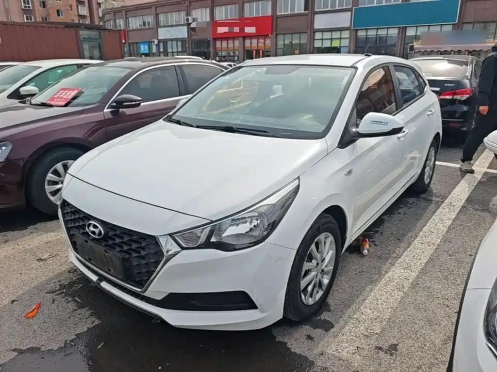 Hyundai Verna RV 2018 — фото 2