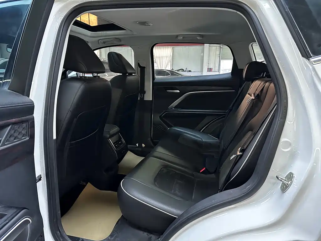Haval H6 2022 — фото 11