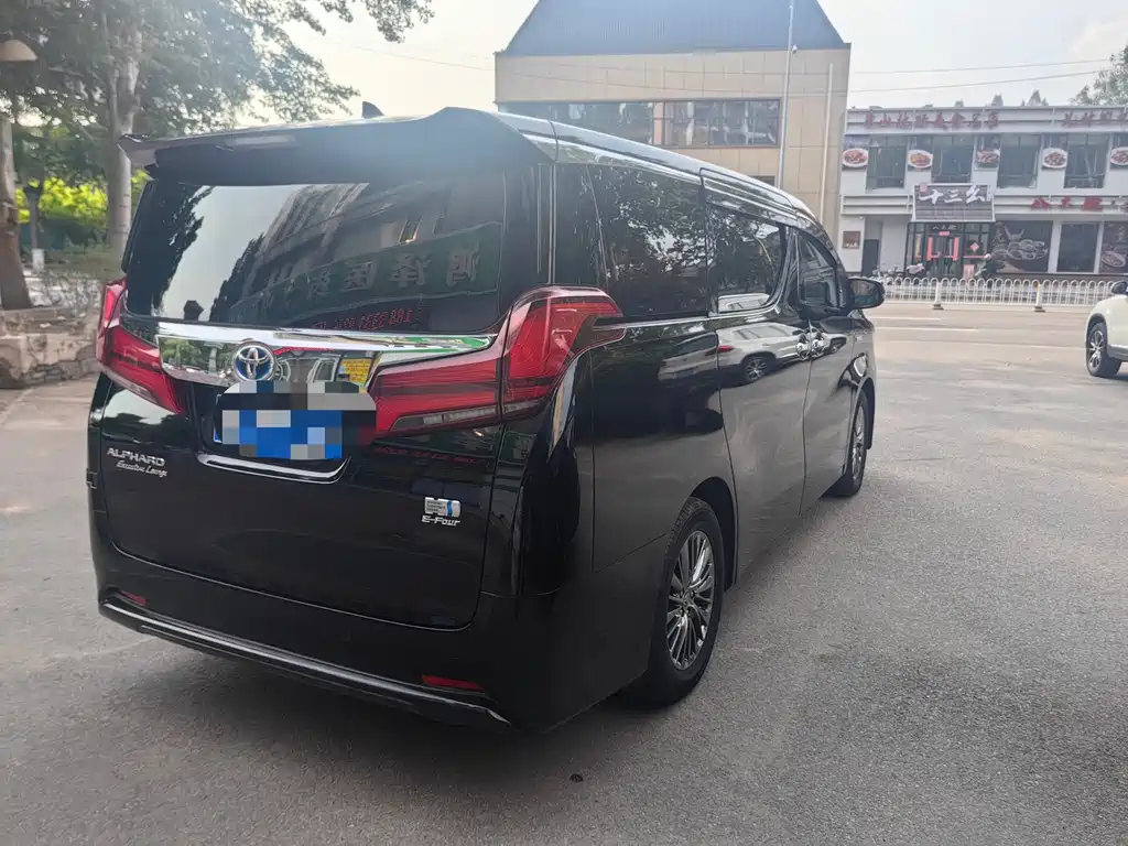 Toyota Alphard 2020 — фото 3