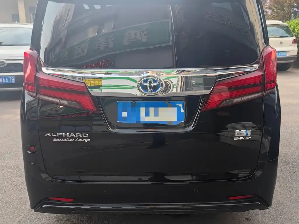 Toyota Alphard 2020 — фото 4