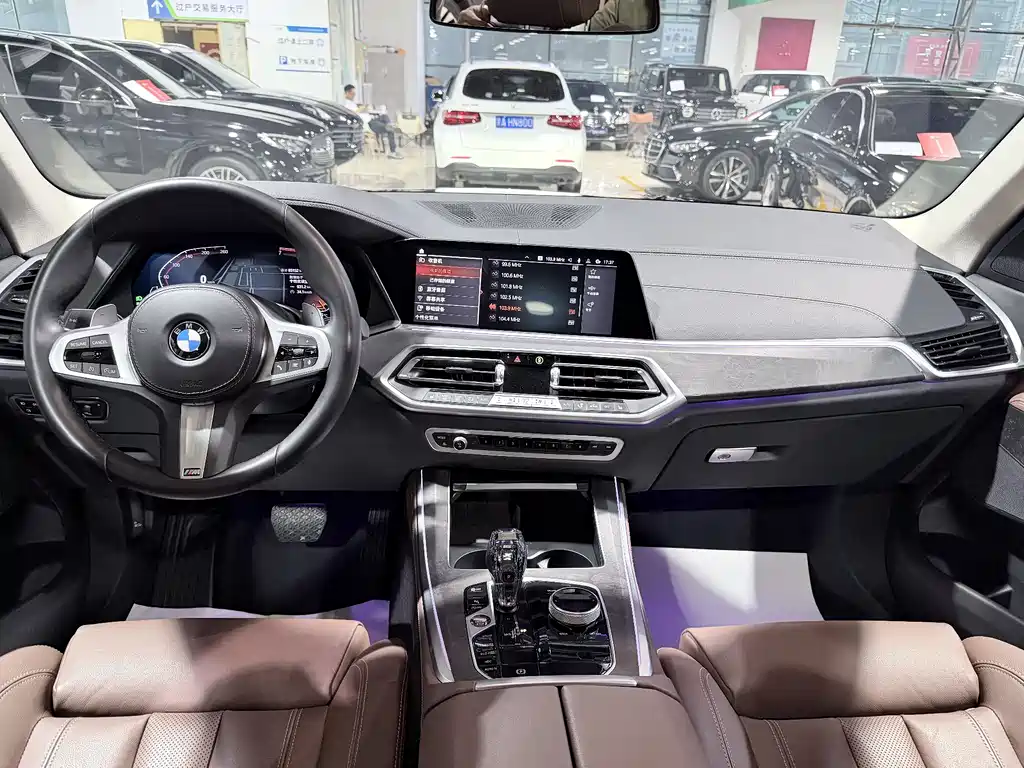 BMW X5 2021 — фото 8