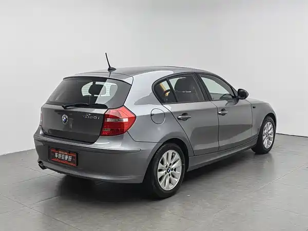 BMW 1 Series 2011