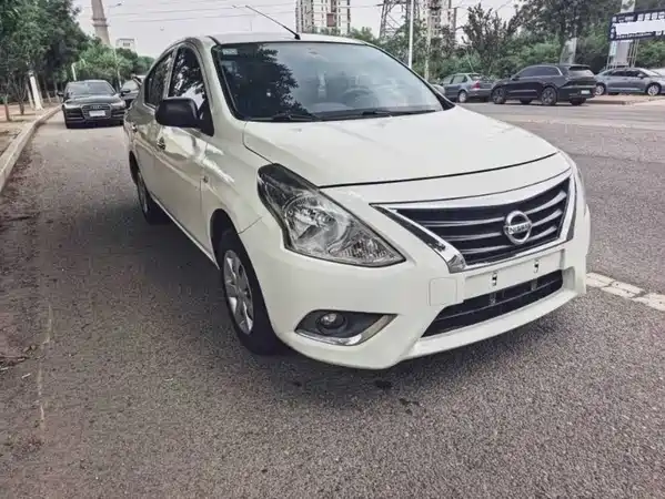 Nissan Sunny 2016