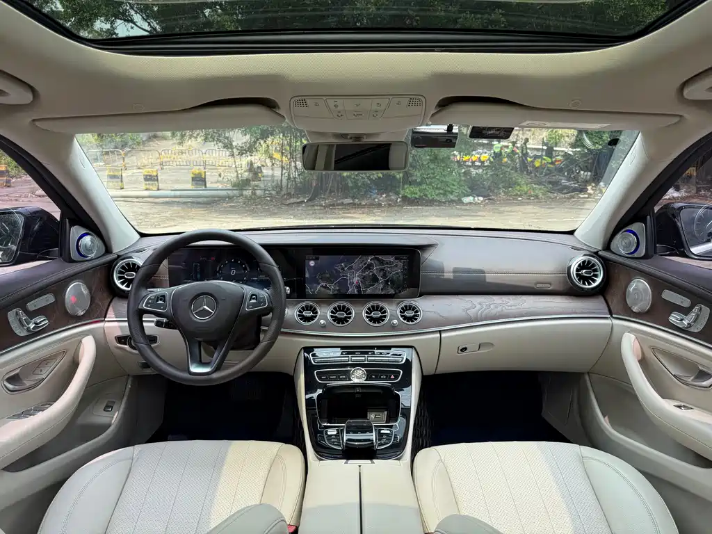 Mercedes-Benz E-Class 2018 — фото 9