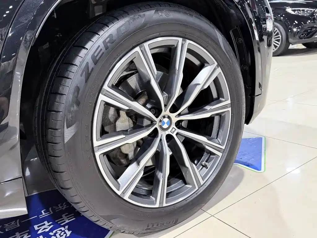 BMW X5 2021 — фото 14