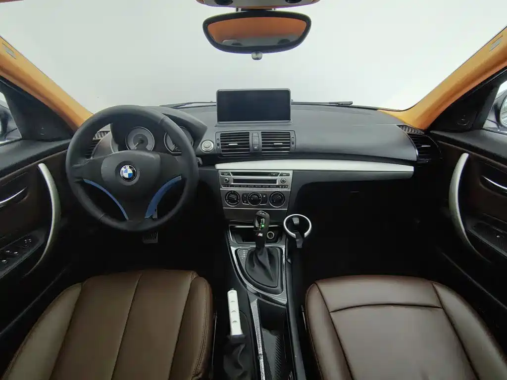 BMW 1 Series 2011
