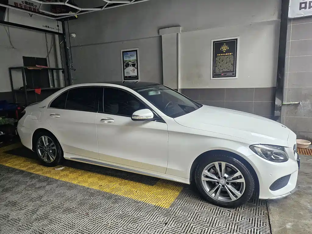 Mercedes-Benz C-Class 2016