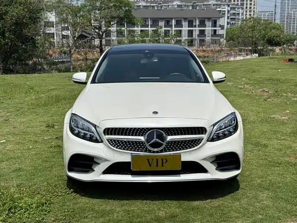 Mercedes-Benz C-Class 2020