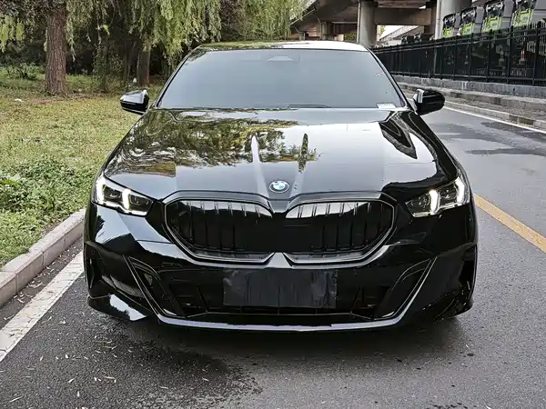 BMW 5 Series 2026