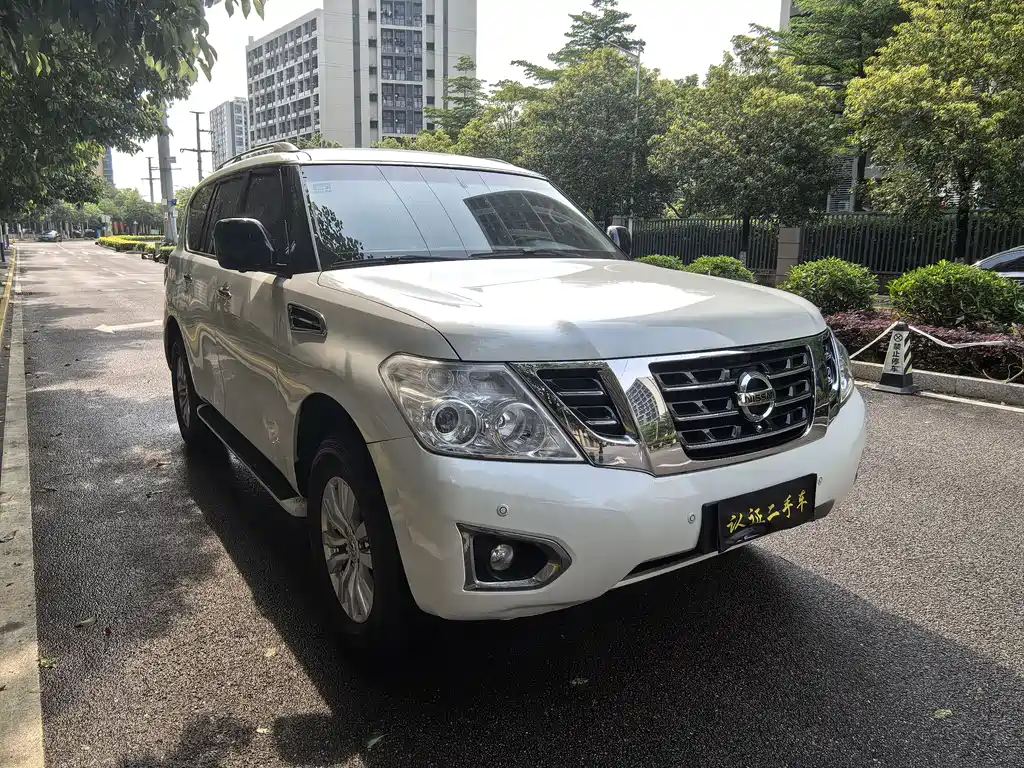 Nissan Patrol 2017 — фото 2