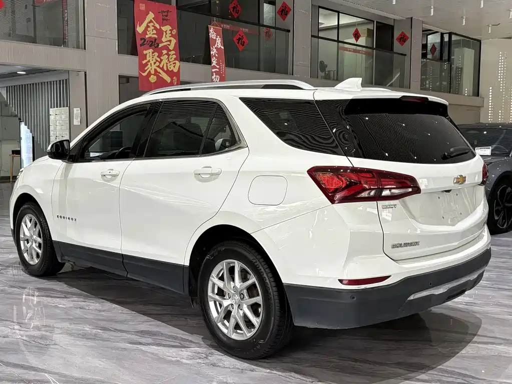 Chevrolet Equinox 2022 — фото 30