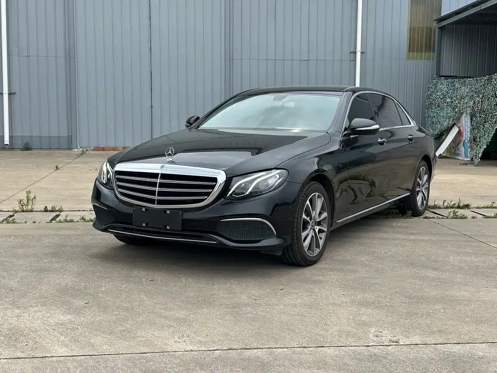 Mercedes-Benz E-Class 2019 — фото 1