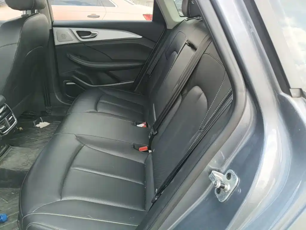 Roewe i6 MAX 2021 — фото 17