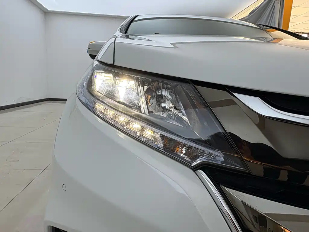 Honda Odyssey 2021 — фото 11