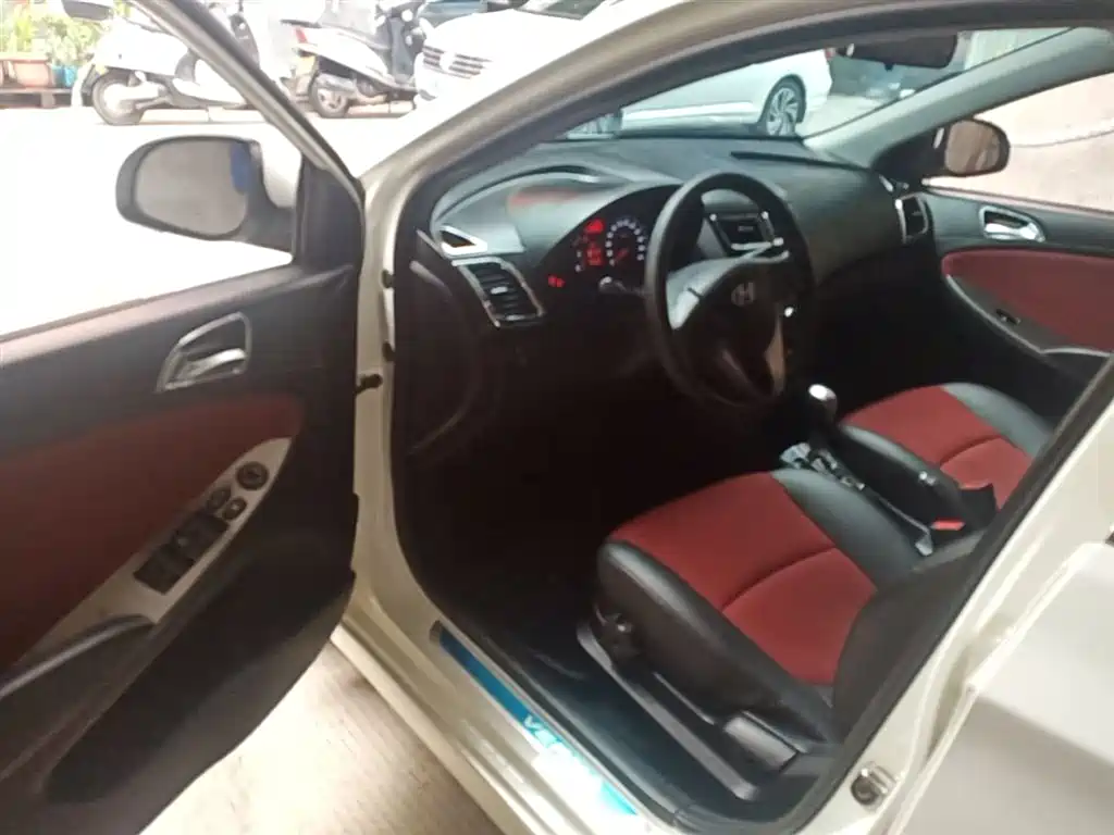 Hyundai Ruiyi 2015 — фото 16