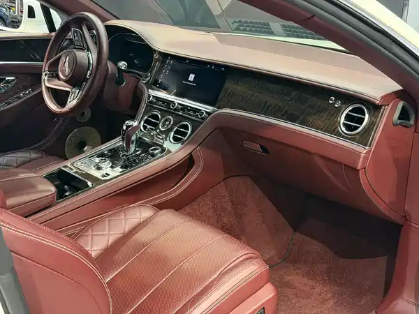 Bentley Continental 2020