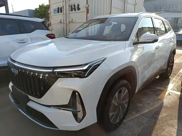 Geely Boyue L 2025