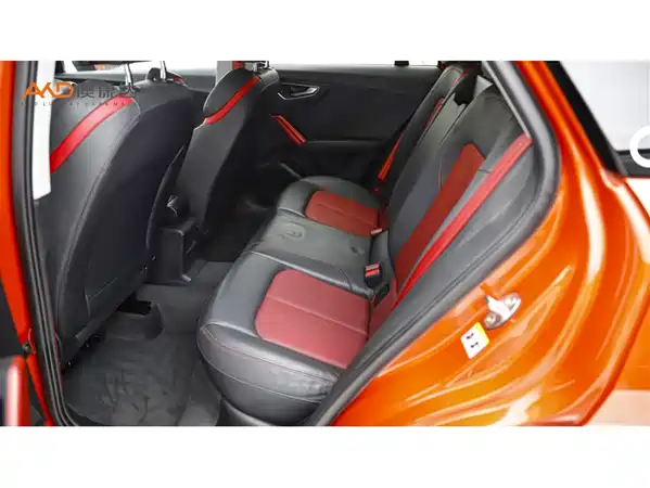 Audi Q2L 2019