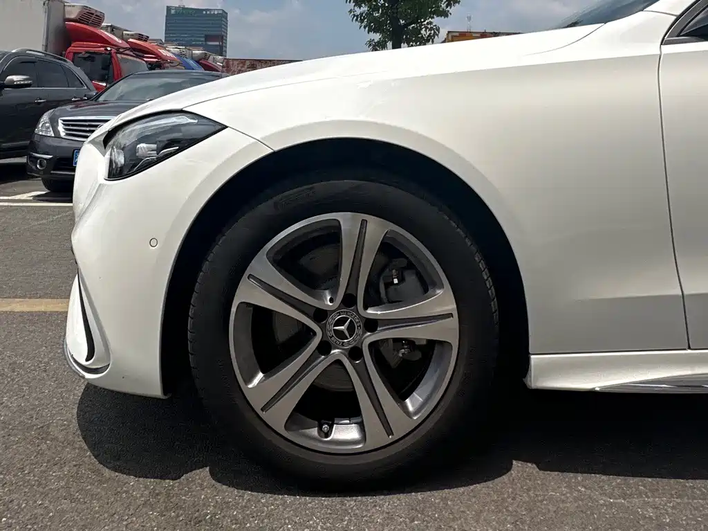 Mercedes-Benz C-Class 2022