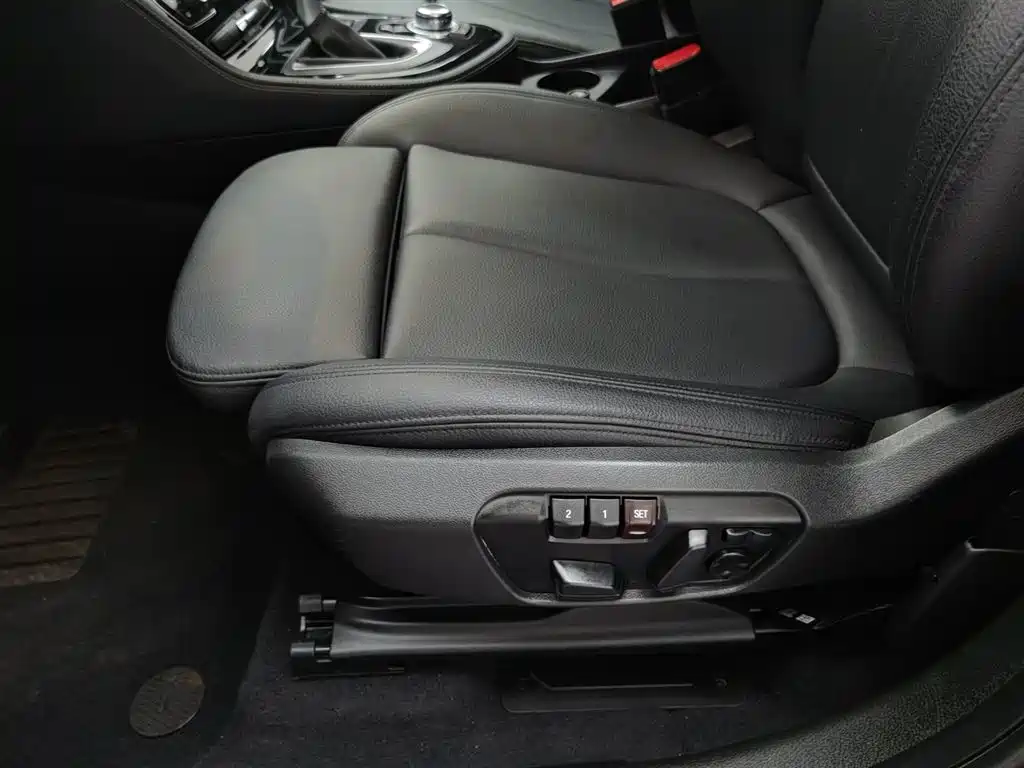 BMW 2 Series Active Tourer 2016 — фото 20