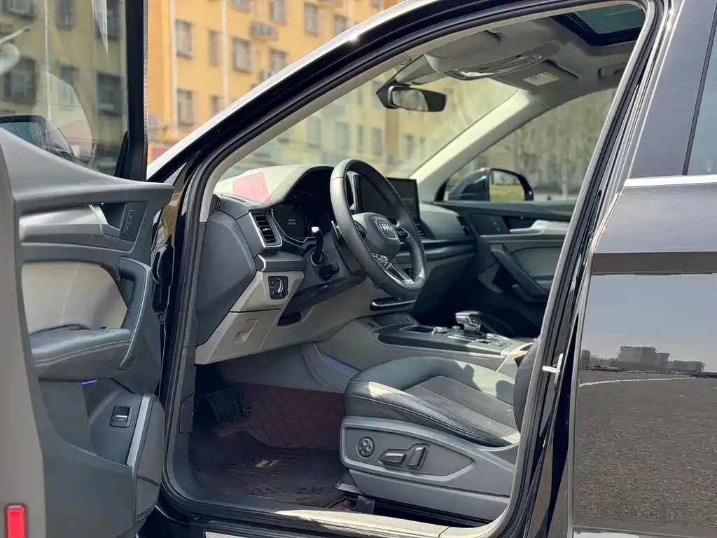 Audi Q5L 2019 — фото 3